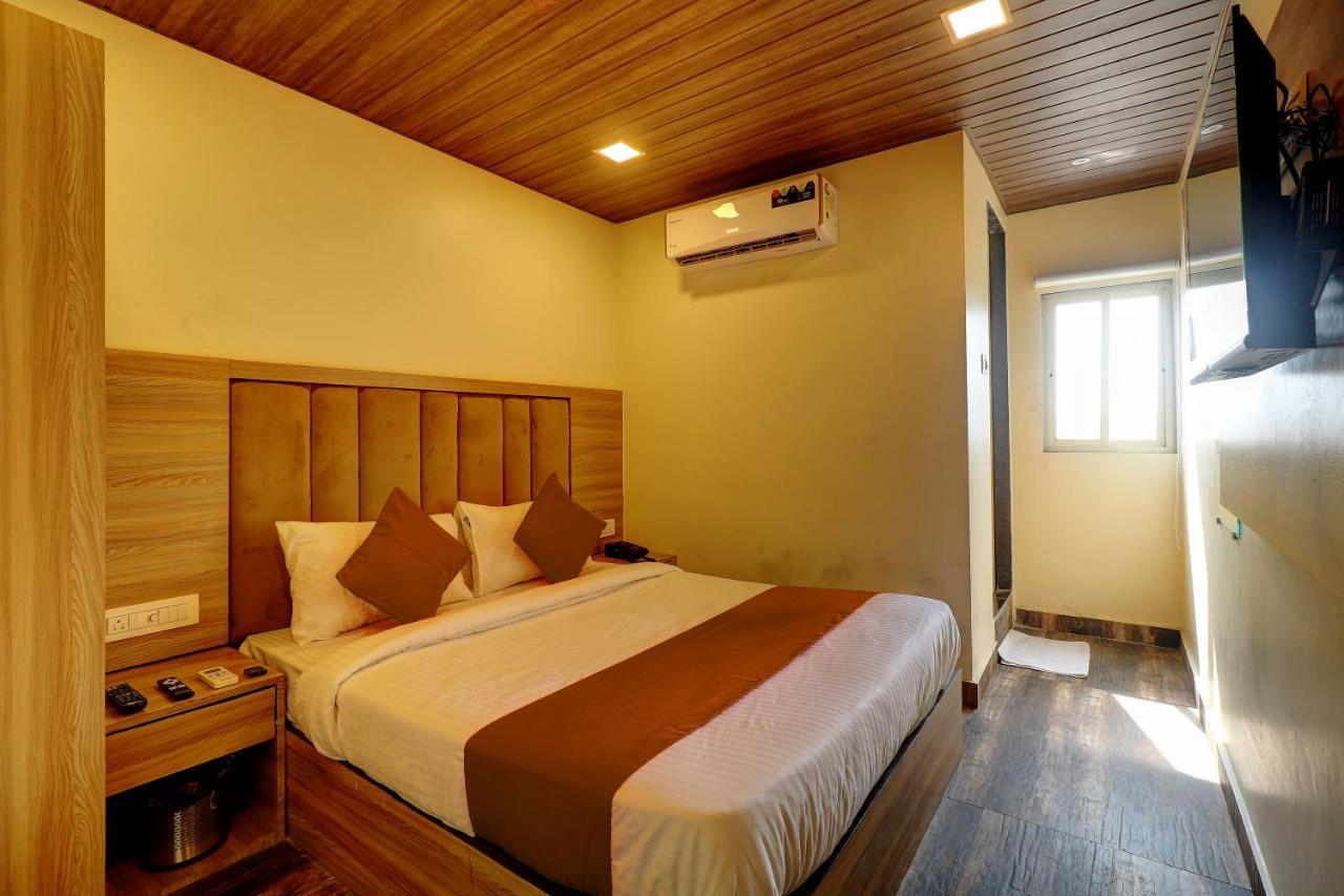 Hotel Priceless 뭄바이 외부 사진